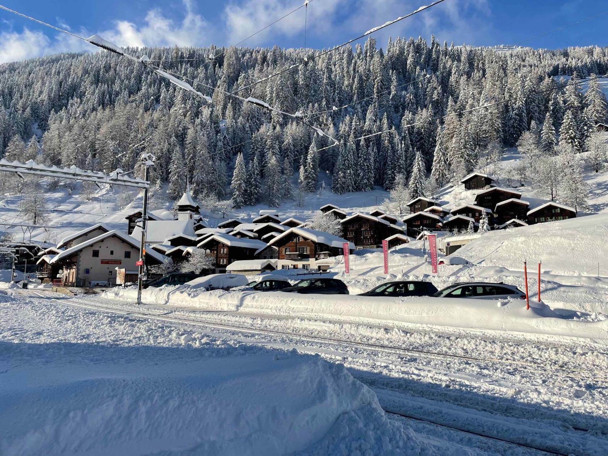 Appartamento Haus Bortis Goms Esterno foto