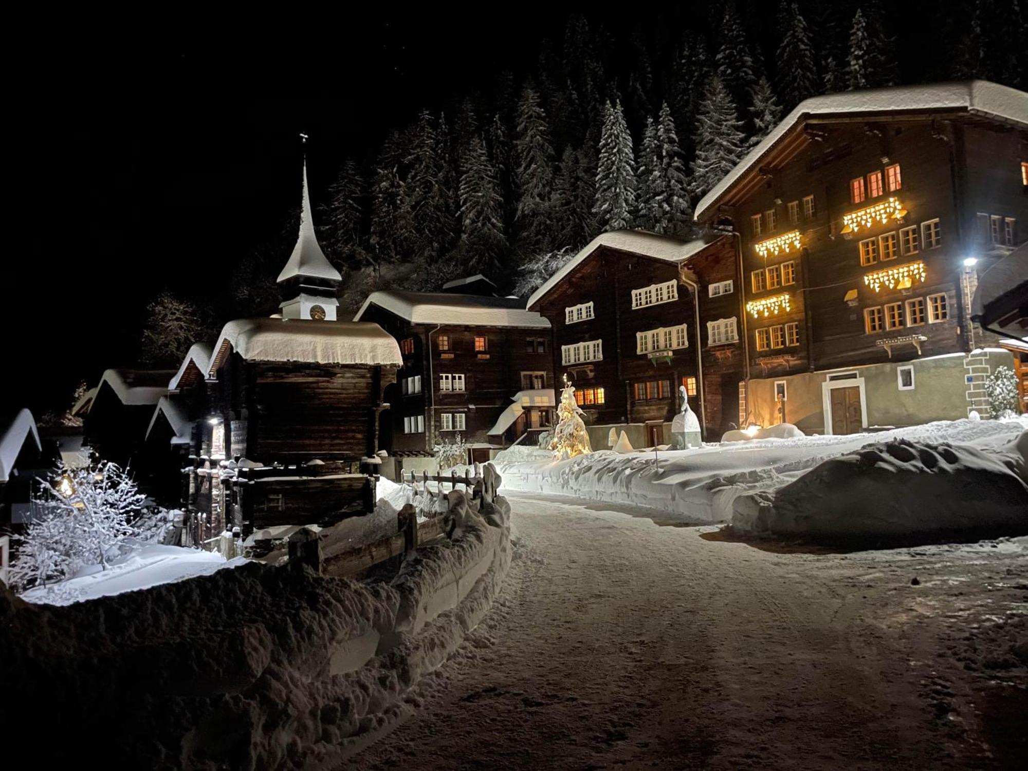 Appartamento Haus Bortis Goms Esterno foto